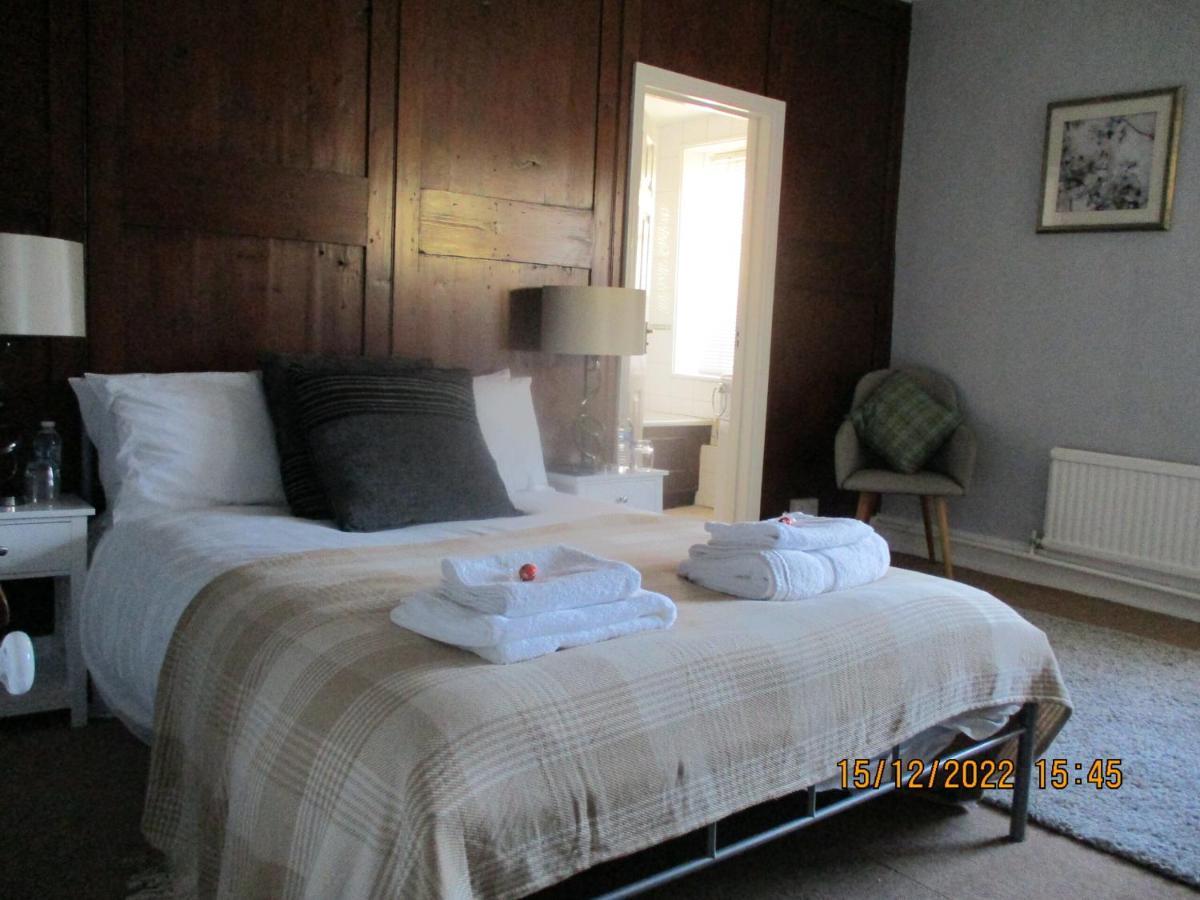 Bed and Breakfast Three Tuns Ashwell Екстер'єр фото