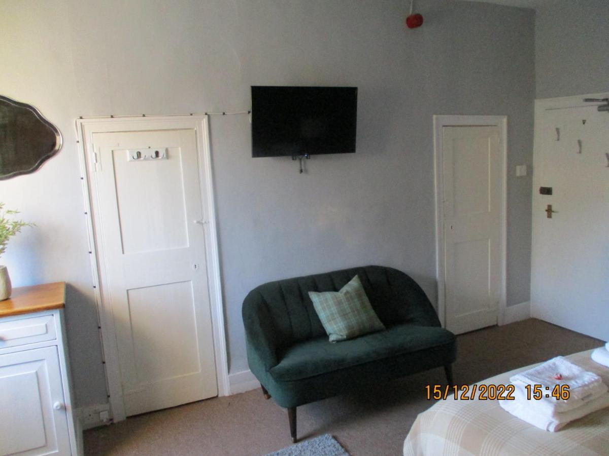 Bed and Breakfast Three Tuns Ashwell Екстер'єр фото