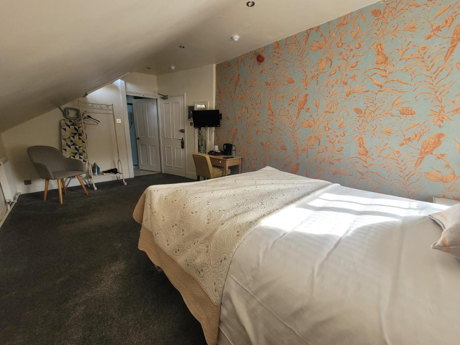 Bed and Breakfast Three Tuns Ashwell Екстер'єр фото