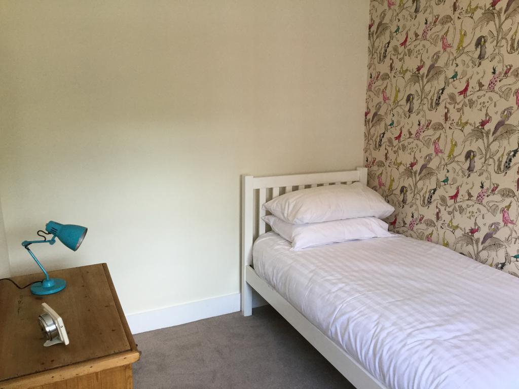 Bed and Breakfast Three Tuns Ashwell Екстер'єр фото