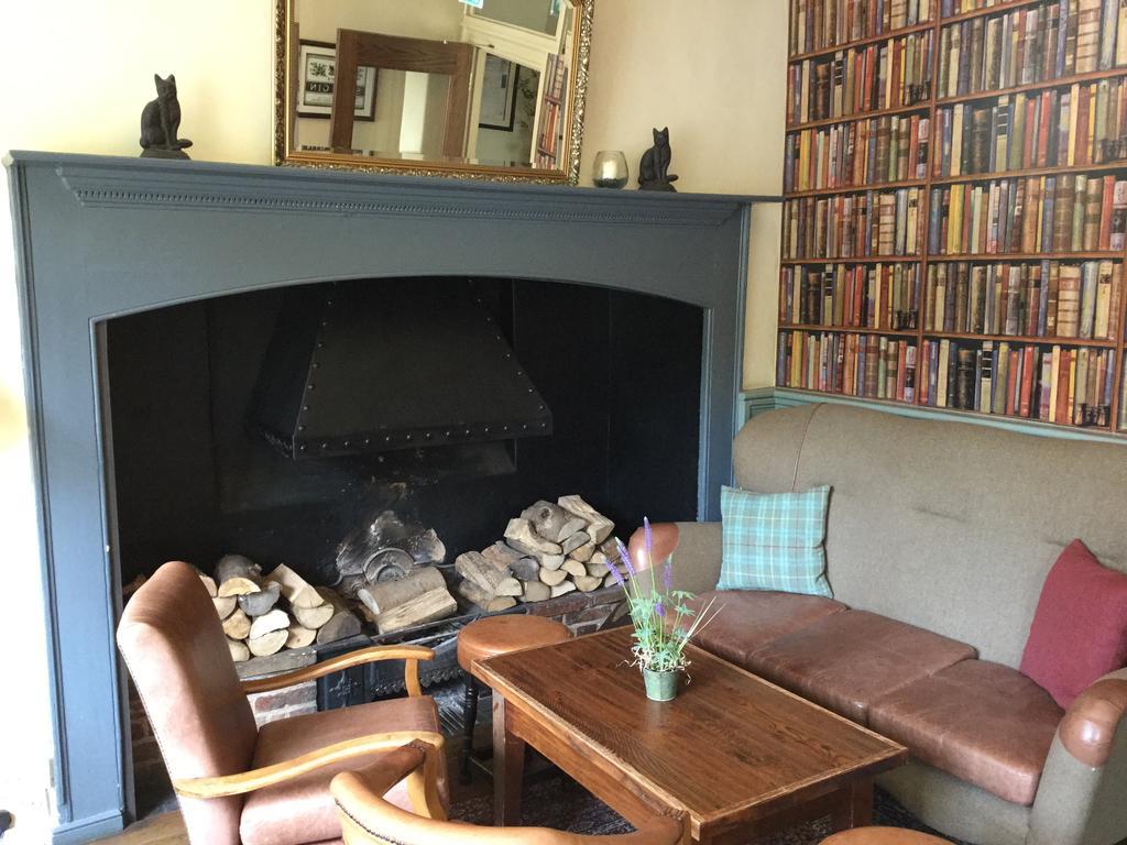 Bed and Breakfast Three Tuns Ashwell Екстер'єр фото